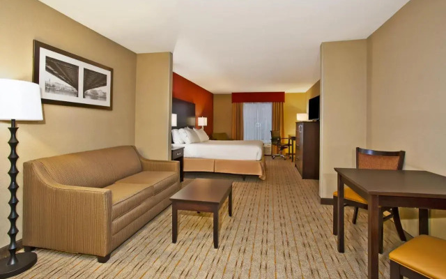 Holiday Inn Express Springfield- Dayton Area