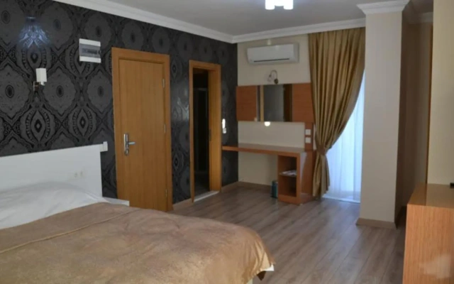 Dosemealti Otel