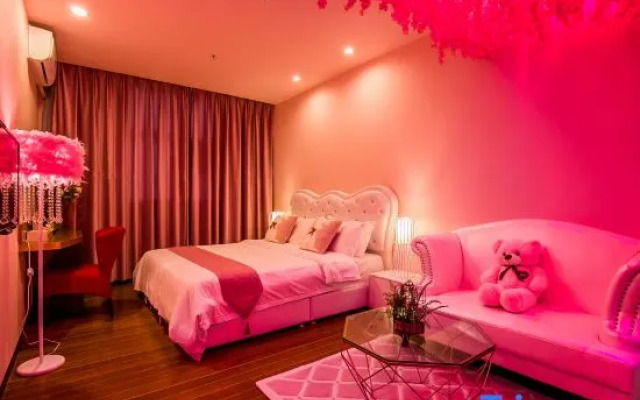 Zhuxing Boutique Theme Hotel
