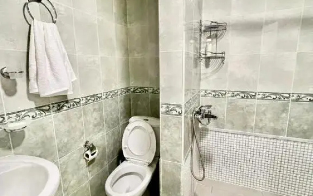 2 Bedroom Apartment on Chavchavadze Ave