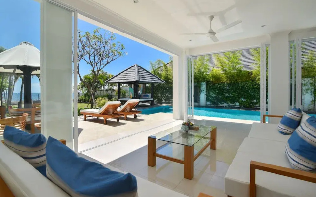Villa Lovina Beach 2