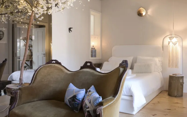 Boutique Rentals Little Treasure Studio