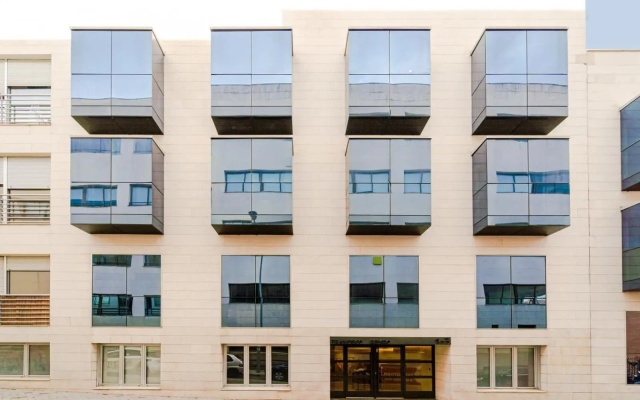 Francisco Remiro Fabulous Furnished Apartments in Guindalera