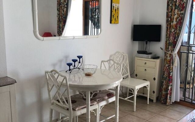 Отель Apartamento Las Vistas Suite Испания, Плайя де ла Америкас - отзывы, цены и фото номеров - забронировать отель Apartamento Las Vistas Suite онлайн