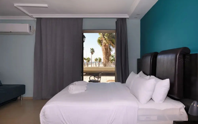 Marina Beach Hotel