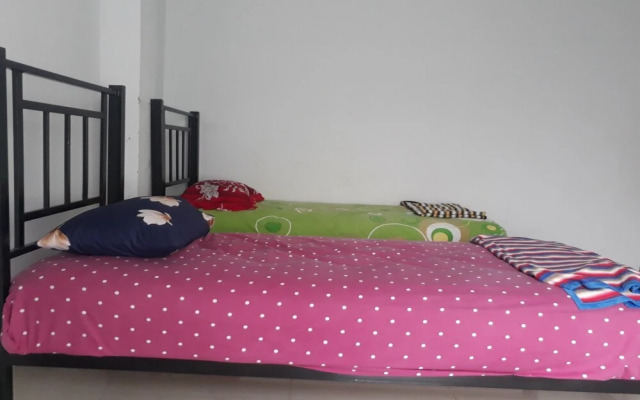 Oyo 1816 J-Syariah Residence