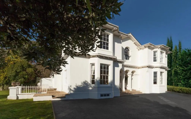 The Manor