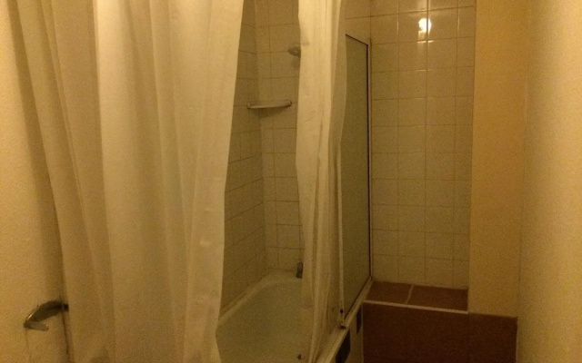 Lindal Hotel