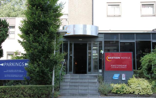 Отель Bastion Hotel Amsterdam Zuidwest Нидерланды, Амстердам - 7 отзывов об отеле, цены и фото номеров - забронировать отель Bastion Hotel Amsterdam Zuidwest онлайн вид на фасад