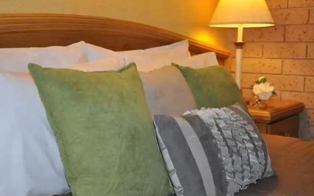 High Country Motor Inn