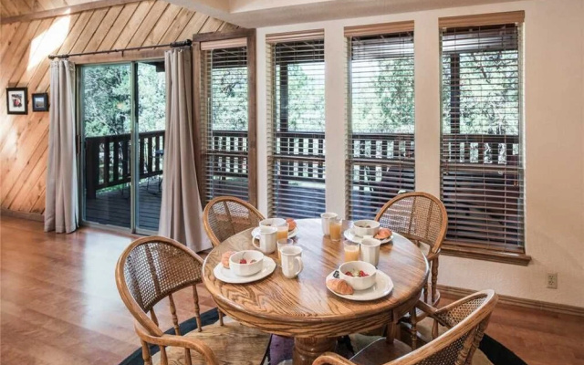 Dancing Kokopellis - Three Bedroom Cabin