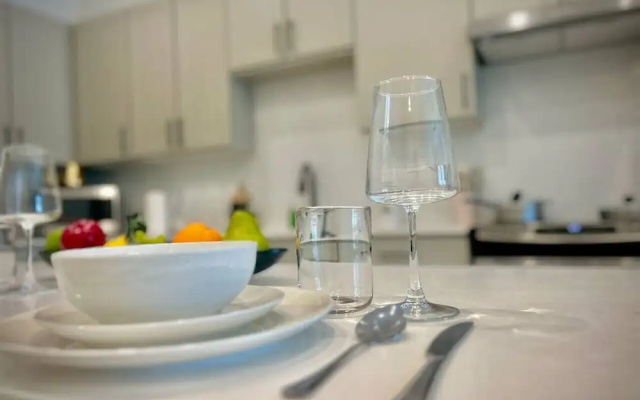 Modern&cozy, Washer/dryer, Pool,gym,workerfriendly