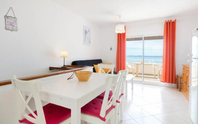 Roses House to the Sea Costa Bra
