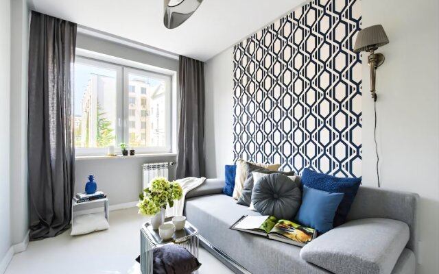 Ujazdowski Park Sunny Apartment