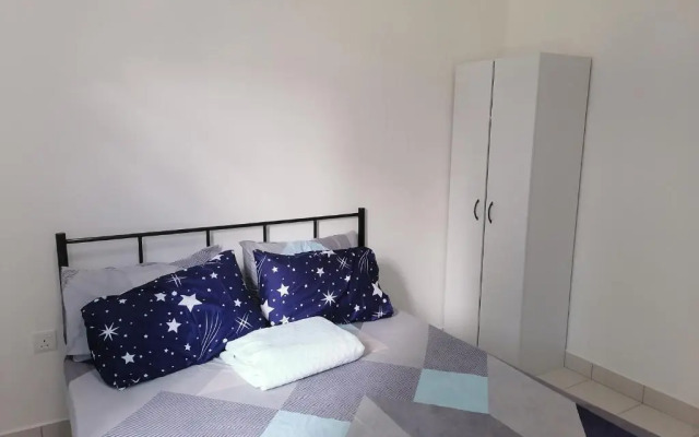 Comfy 3-Bedroom Apartment
