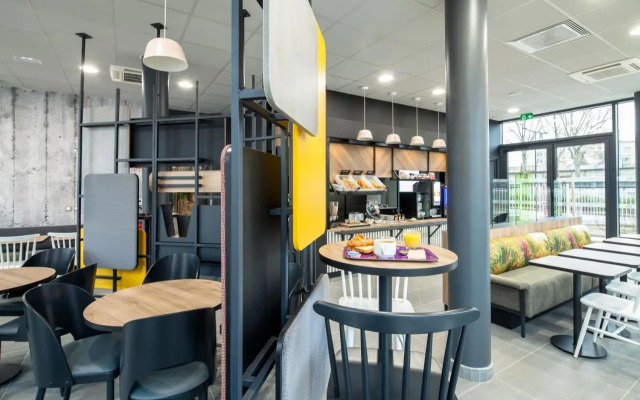 B&B HOTEL NANTERRE Rueil Malmaison