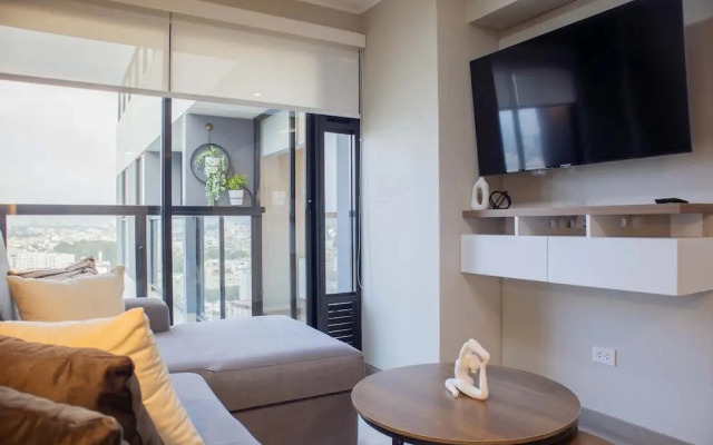 w Lovely 1BR w Swimming Pool in San Isidro