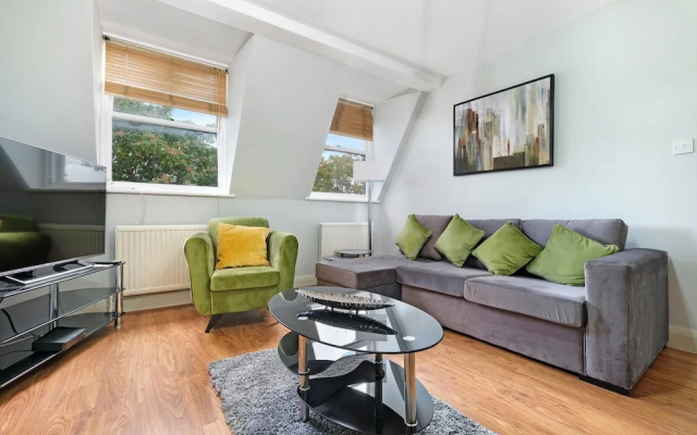 Kensington Olympia Relaxing 2 Bedrm Apt