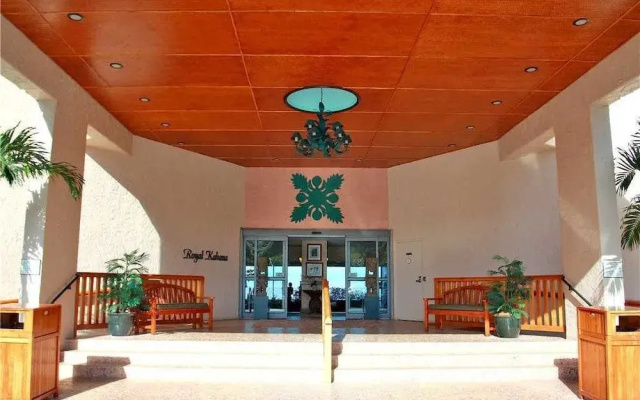 Royal Kahana 1012 by RedAwning