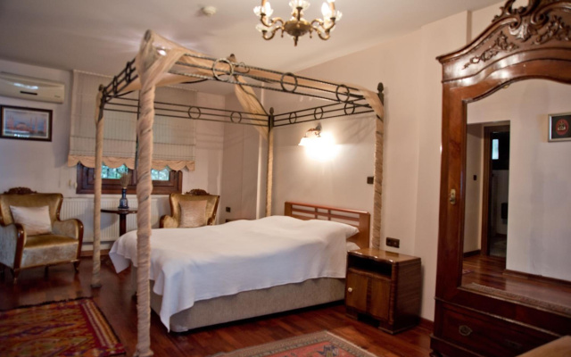 Villa Sphendone Suites