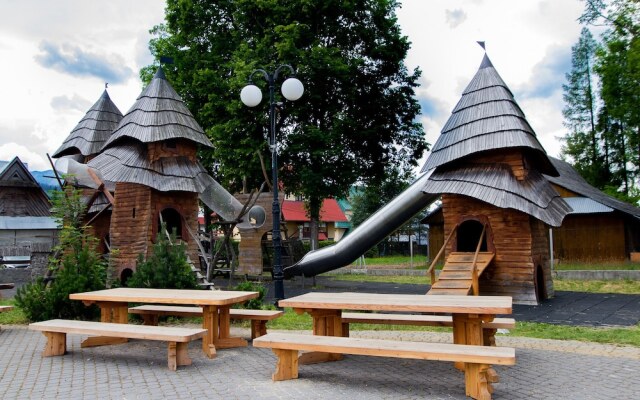 Отель InspiroApart Giewont Lux - Sauna i Basen Косцелиско