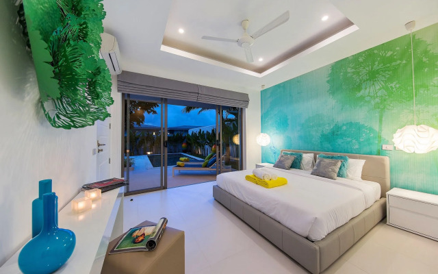 Villa White Orchid