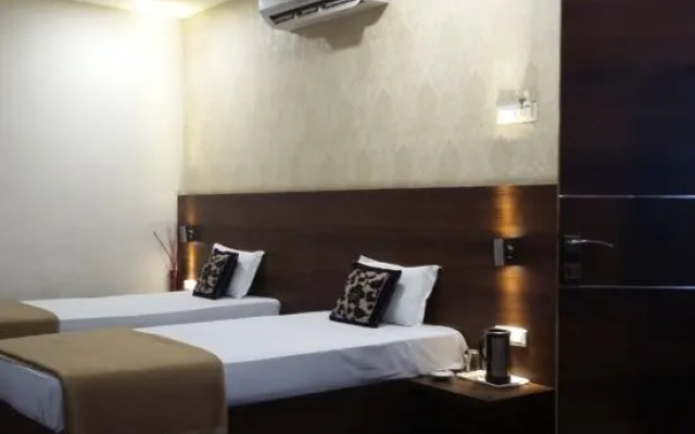 Hotel Babul inn
