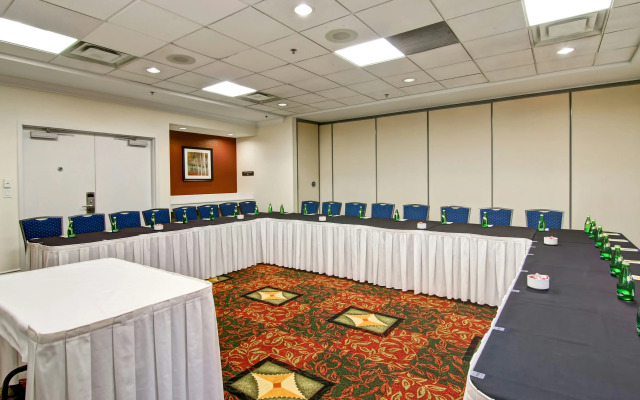 Hilton Garden Inn Toronto - Mississauga
