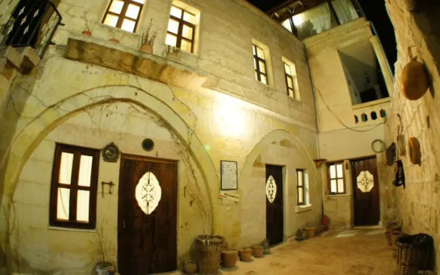 Gultekin Pansiyon & Hotel By Travellers