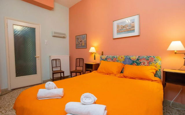 Marina s Bright Getaway - Nafplio Center House