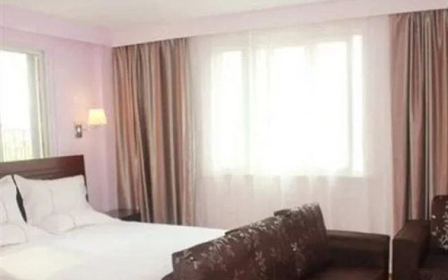 Yiting 6e Hotel Shanghai Lujiazui Branch