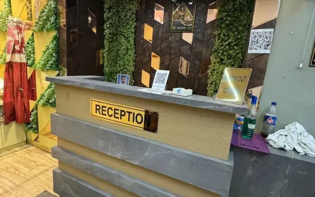 Hotel Guruvayur Dham Mathura