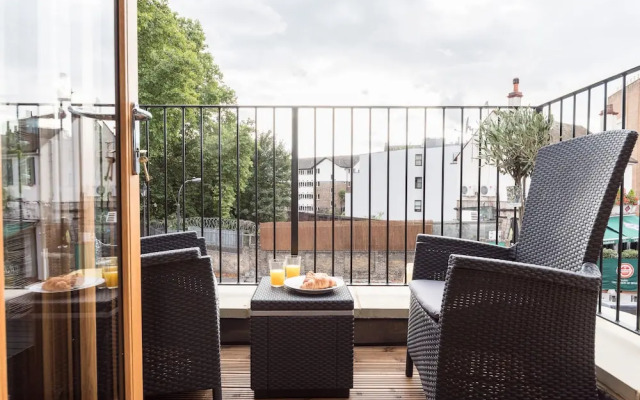 Pet-friendly Fulham Broadway Penthouse, Sw Balcony