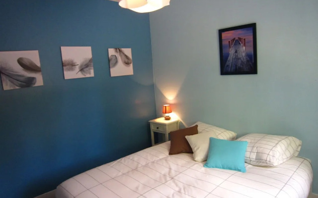 Spacious Holiday Home in Tours-en-Vimeu with Garden