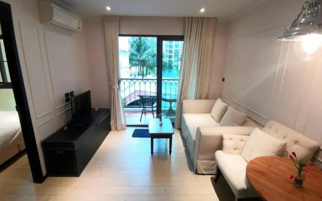 Venetian Signature Condo by Immy