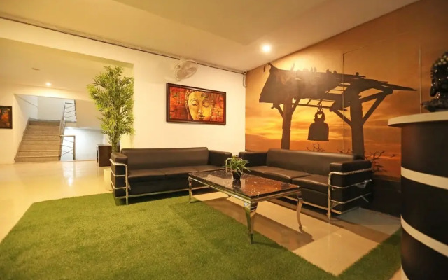 FabHotel Royal Crown