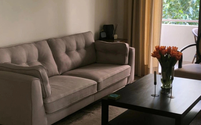 T&L Apartment
