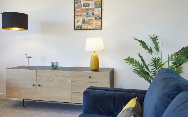 Host Stay Apartment B Cornerhouse Apartments