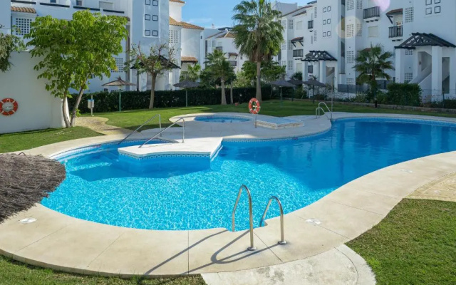 2044-groundfloor Huge Terrace and Pools