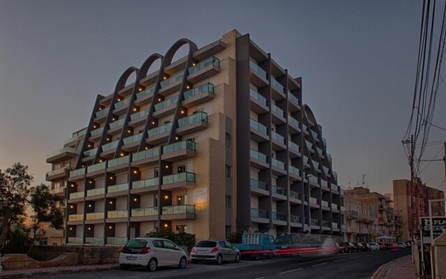 Отель AX ¦ Sunny Coast Resort & Spa вид на фасад