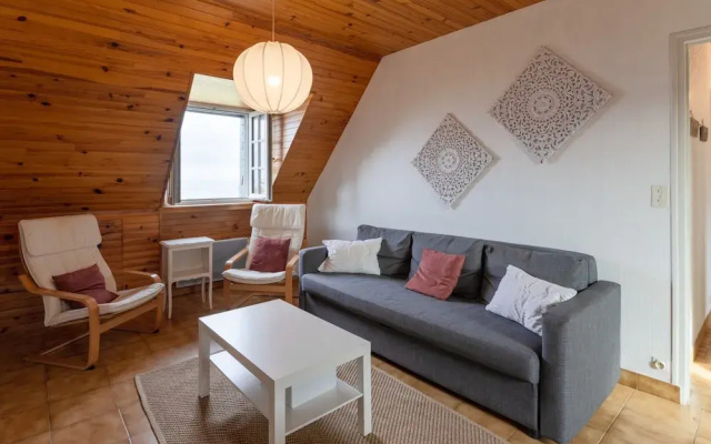 Apartment in Lampaul-plouarzel by the Beach