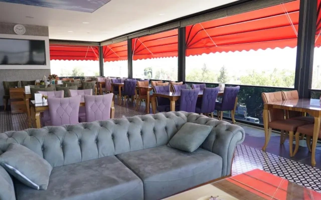 Engin Otel Finike