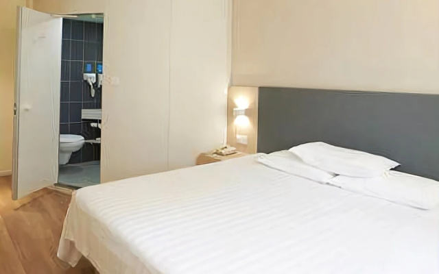 Hanting Hotels in Jinan Olympic Sports Centre Store