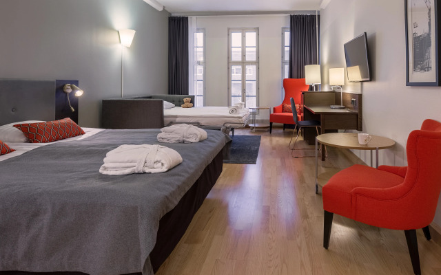 Отель Scandic Grand Marina