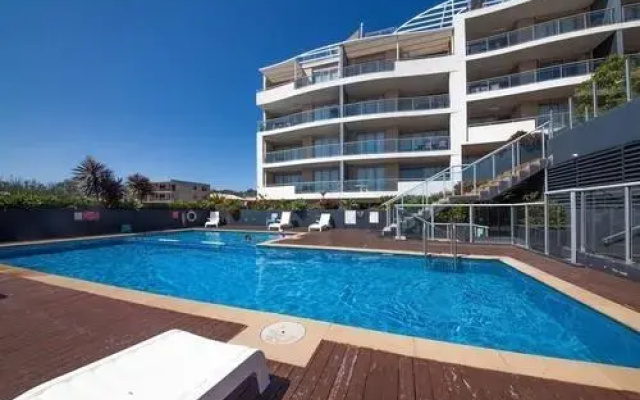 Cote D'Azur, Unit 40/61 Donald Street