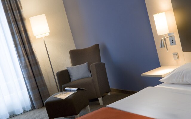 Отель Mercure Hotel Berlin City West Германия, Берлин - отзывы, цены и фото номеров - забронировать отель Mercure Hotel Berlin City West онлайн комната для гостей