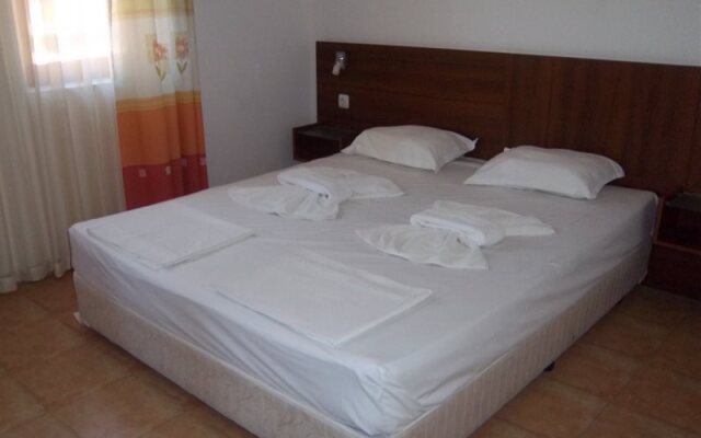 Отель Efir Holiday Village Болгария, Солнечный берег - отзывы, цены и фото номеров - забронировать отель Efir Holiday Village онлайн комната для гостей