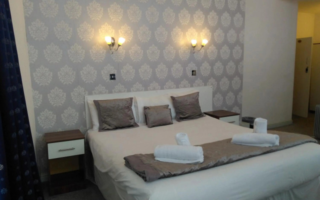 Crown Hotel Longton