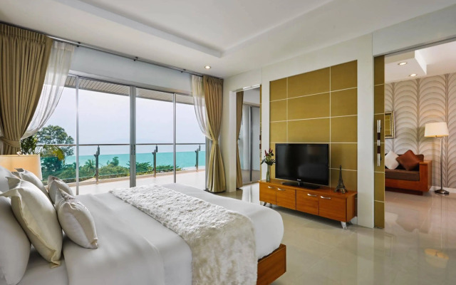 Royal Beach View Suites
