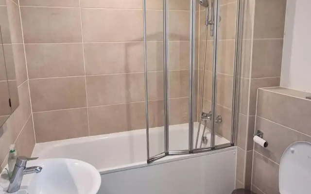 Double Bedroom in London